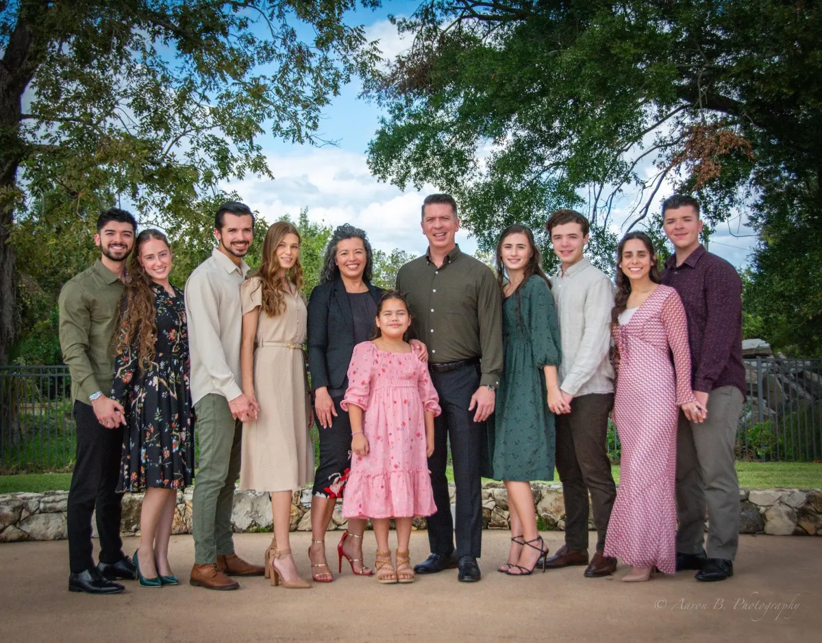 Ryan and Jenny Chamberlin with their family